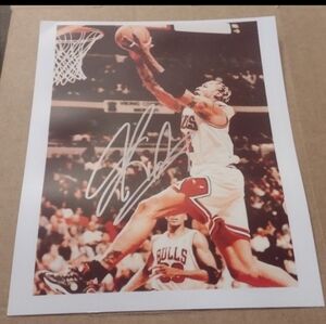NEW! DENNIS RODMAN CHICAGO BULLS 8.5x11 ULTRA PREMIUM GLOSSY BASKETBALL POSTER!